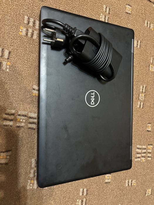Ноутбук DELL  latitude 5590 (16*256)