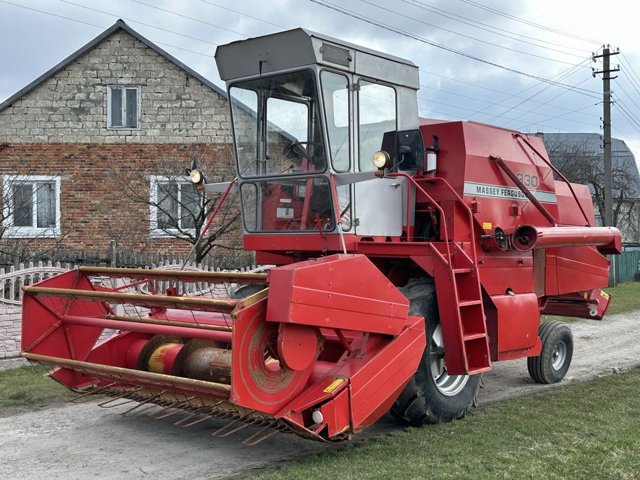 Massey Ferguson 330