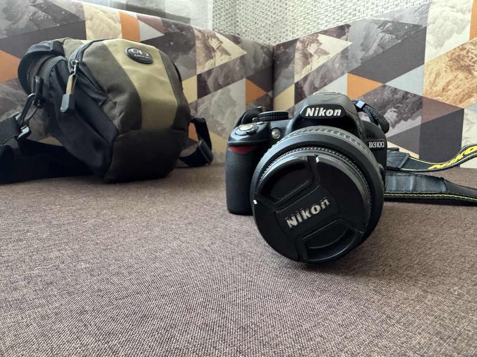 Фотоапарат Nikon D3100