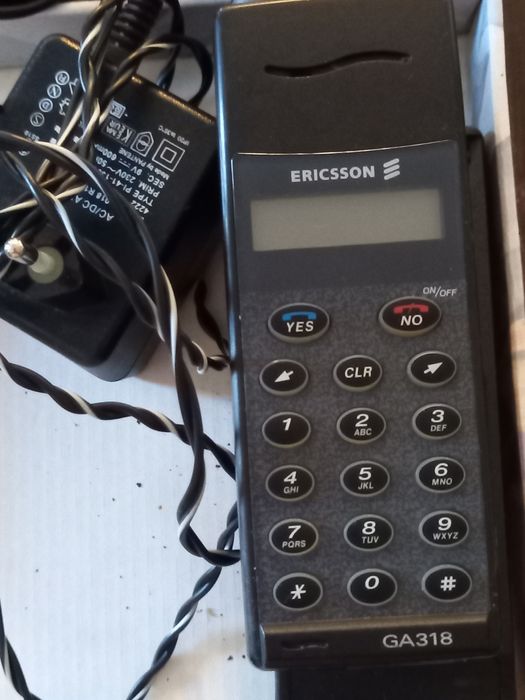 10 telemóveis antigos.