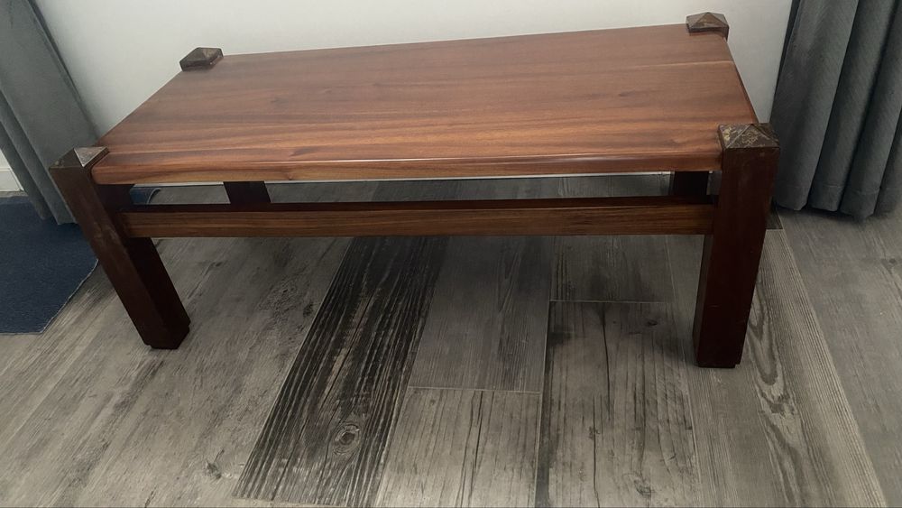 Mesa de centro madeira maciça