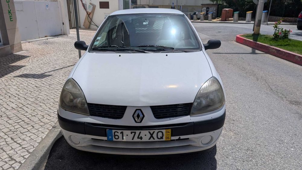 Renault Clio Comercial 2004