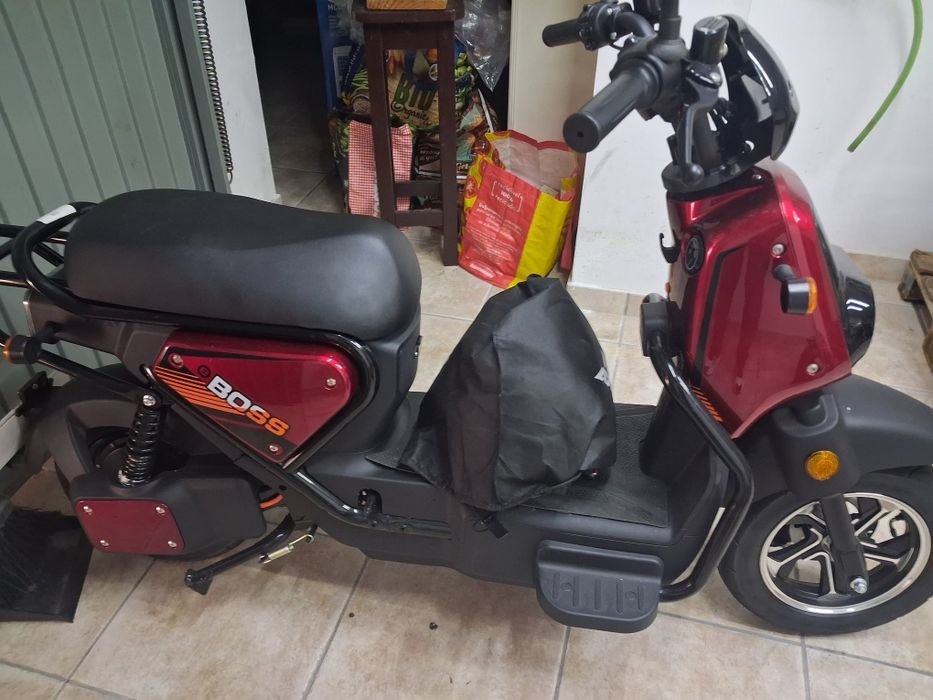 Mota elétrica 60km autonomia