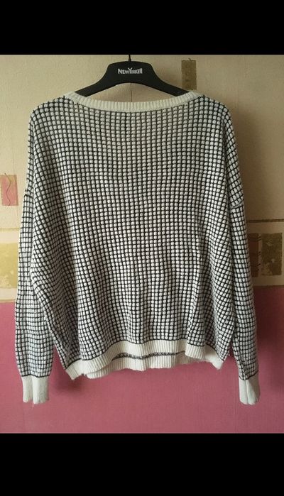 NOWY sweter  NEW YORKER.  miły, ciepły, miękki.  Skład z Wełną, Angorą