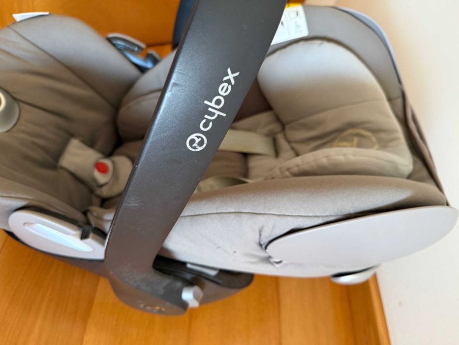 Vendo Cadeira auto / ovo Cybex Platinum com Isofix