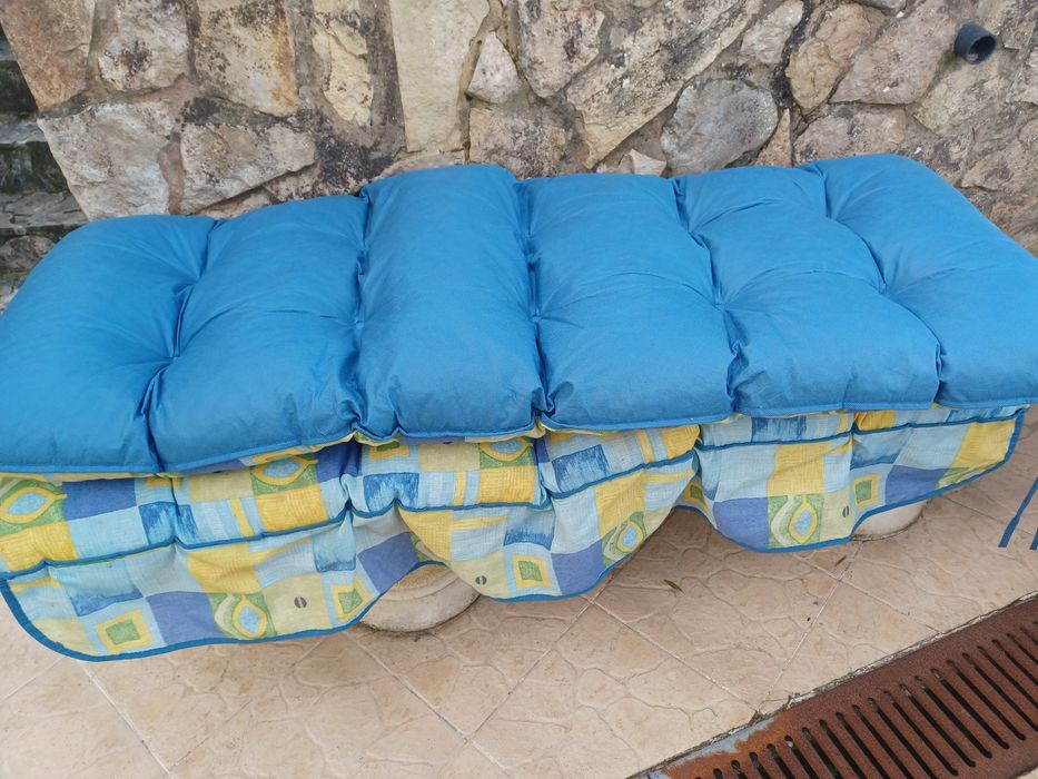 Almofadas de jardim 5€ cada