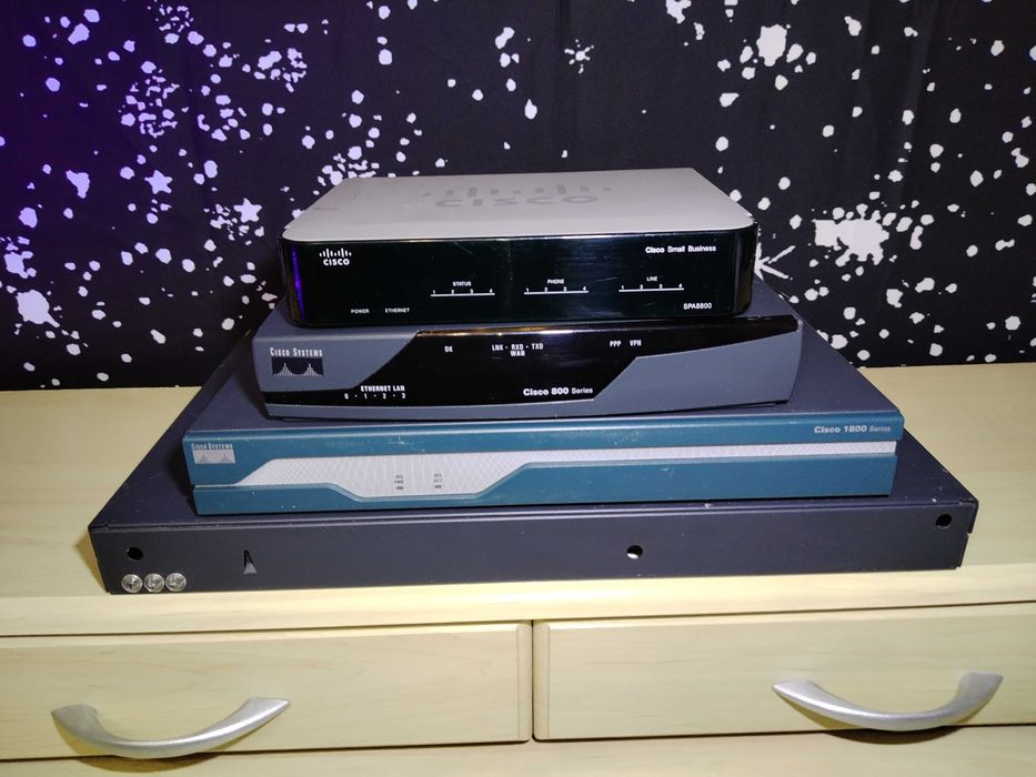 Модуль Cisco WIC-2AM-V2 WIC-2A/S WIC-2T VWIC2-1MFT-T1/E1 WIC-1B-S/T