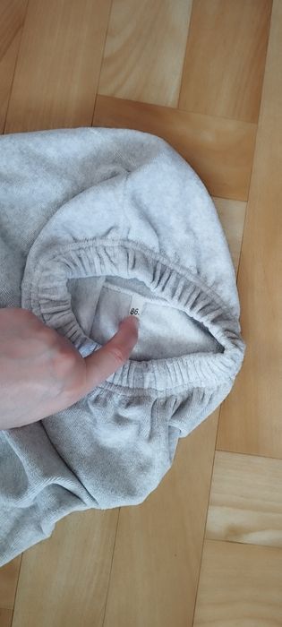 Dres, ciepły, bluza +spodnie r. 86 Stan bdb.