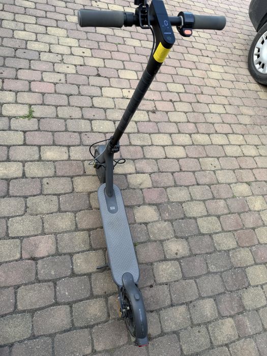 Hulajonga Xiaomi Mi Electric Scooter Essential