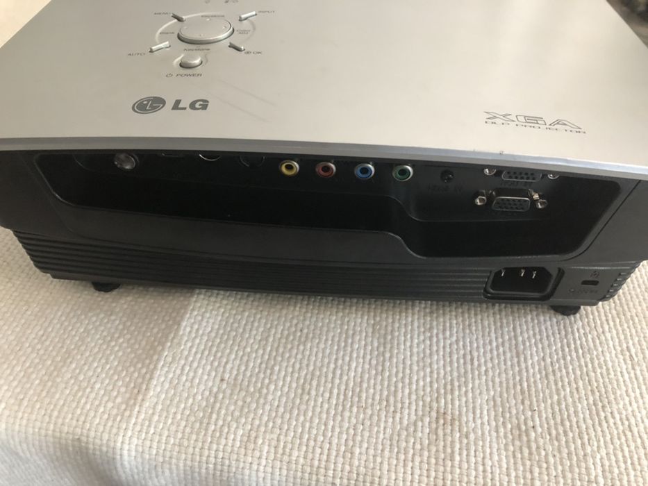 LG Video Projector - XGA64354225315329122