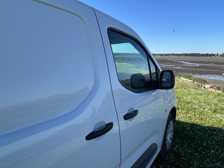 Citroën Berlingo com garantia