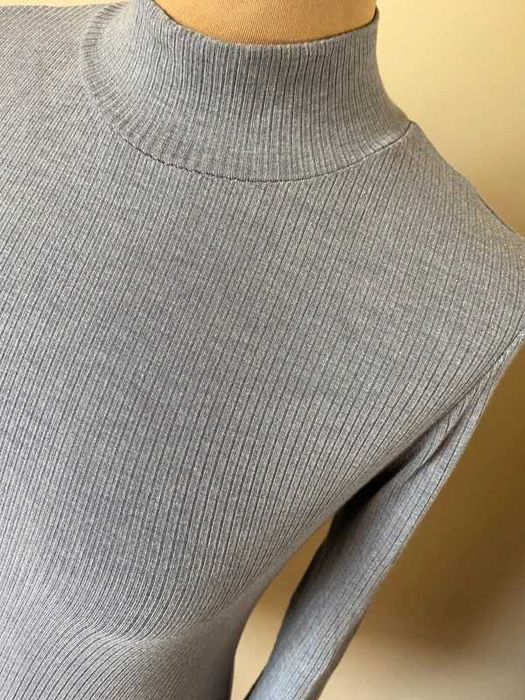 Triumph bluzka basic szara prążkowana elastyczna s m 36 38