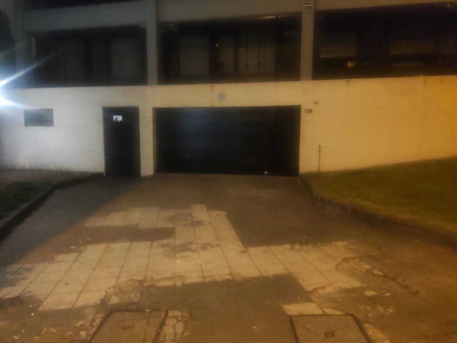 Lugar de garagem Campo Alegre- Segurança 24 h