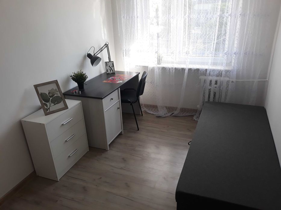 Pokój jednoosobowy - os. KSM - 300m do Centrum - Media GRATIS