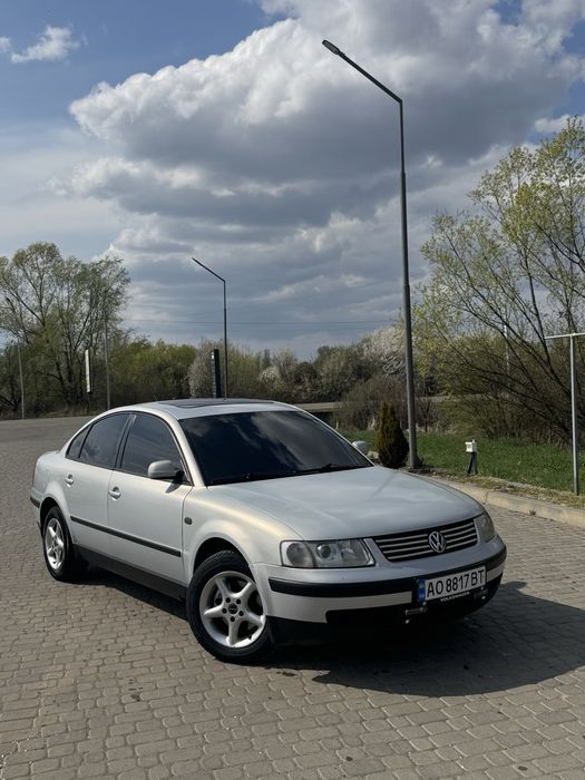 Volkswagen passat B5 1.8 бензин