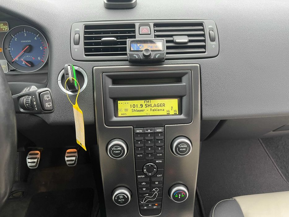 Volvo C30 R-Design, рестайл  1.6 D2, з Німеччини ІДЕАЛ Відео