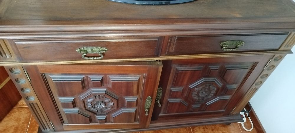 Móvel Aparador antigo