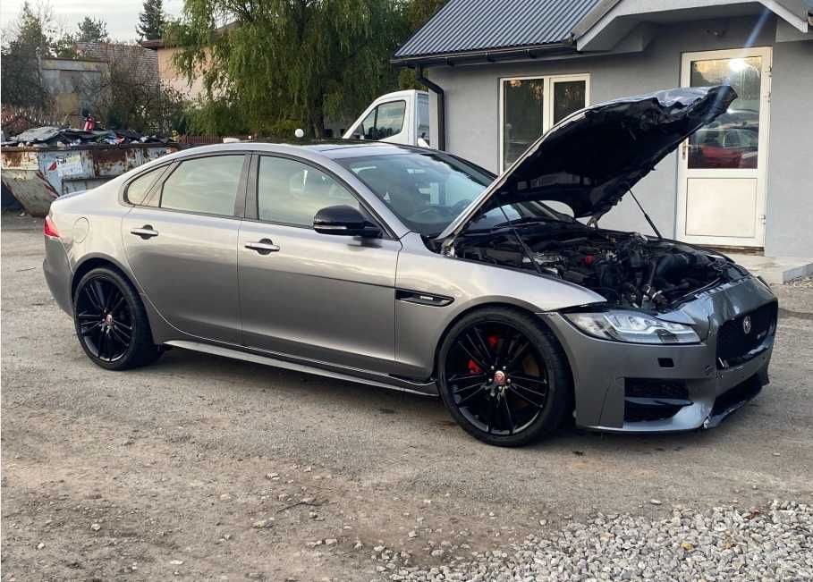 Двері Jaguar XF Розборка запчастини шрот Ягуар ХФ