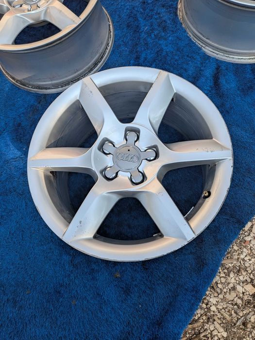 Jantes 17 Audi 5x112 (8Jx17 ET26)