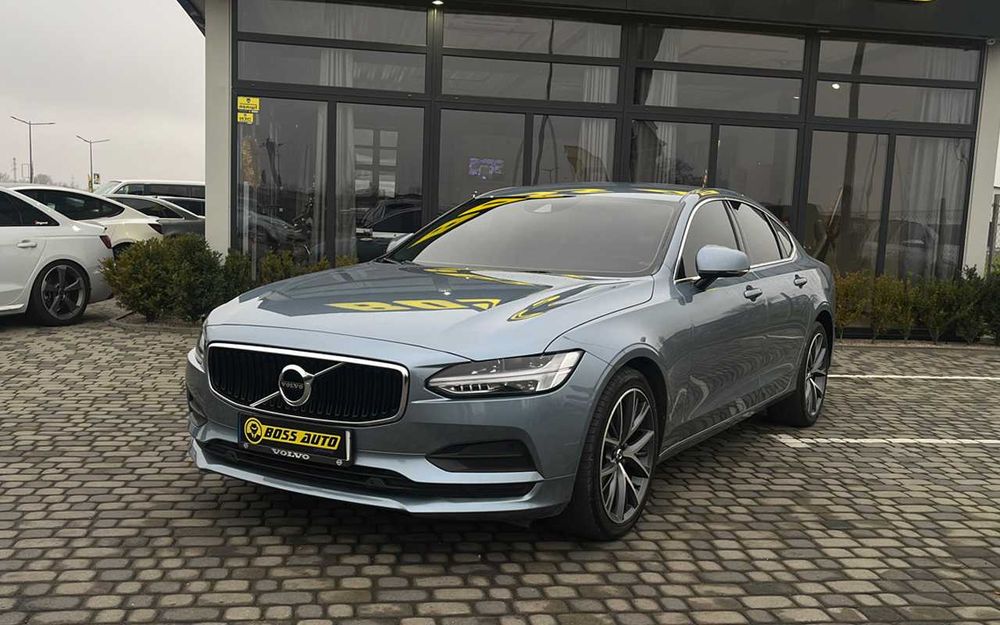 Volvo  S90  2017