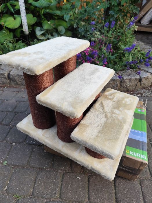 Ładne, praktyczne schody dla psów 45x35x33 cm