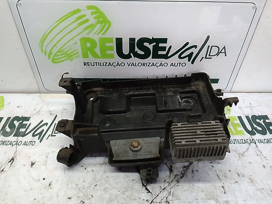Caixa de Alujamento de Bateria OPEL Corsa D