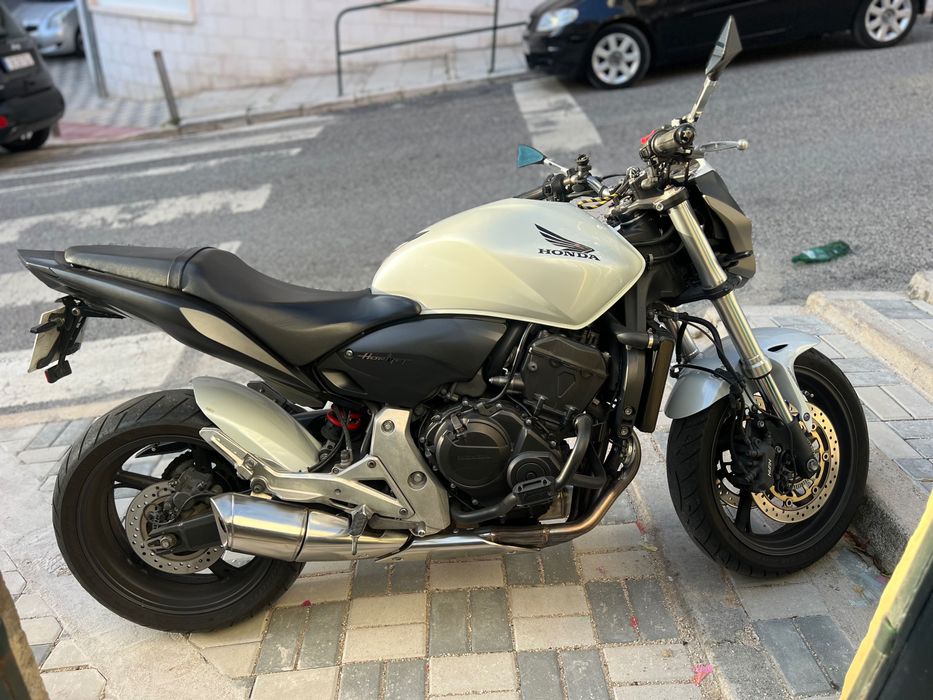 CB600f Hornet 2012 branca