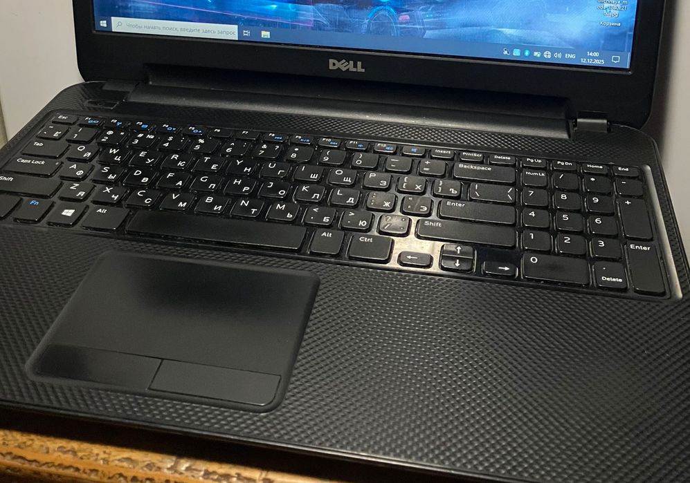 Ігровий ноутбук Dell Inspiron