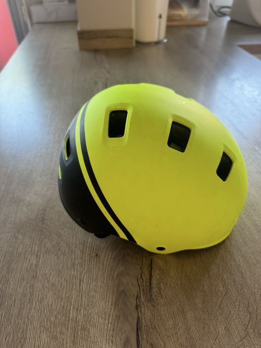 Kask rowerowy r. 52-55 cm