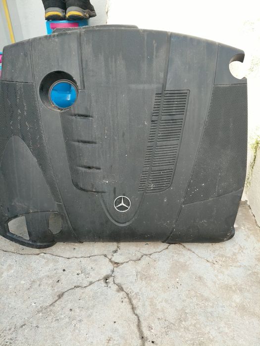 Tampa do motor Mercedes w211