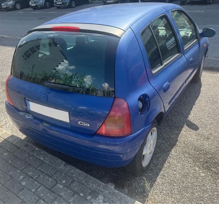 Renault Clio 2003