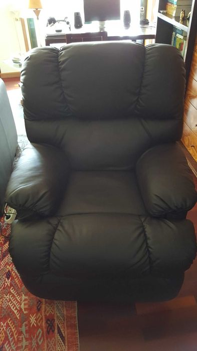 Cadeirão Elevador de Massagem Reclinável – Como Novo