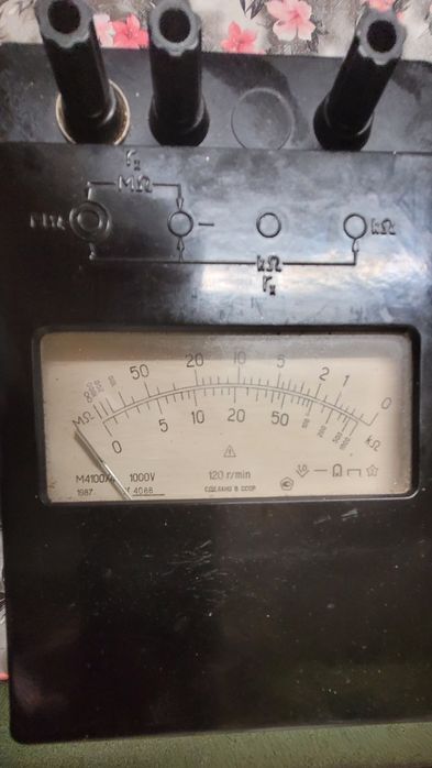 Megaomomierz 1000V