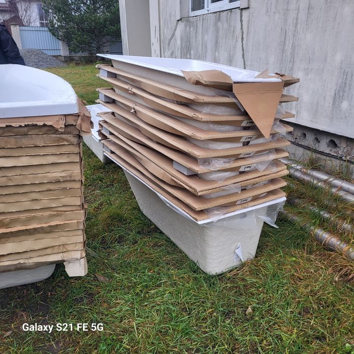 Нові ванни з дефектом Церсаніт