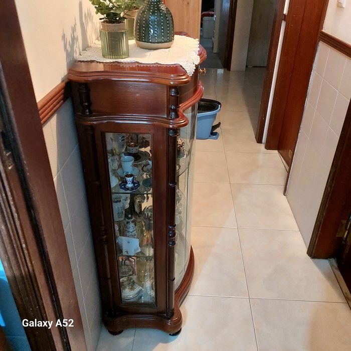 Vitrine Hall sem receio