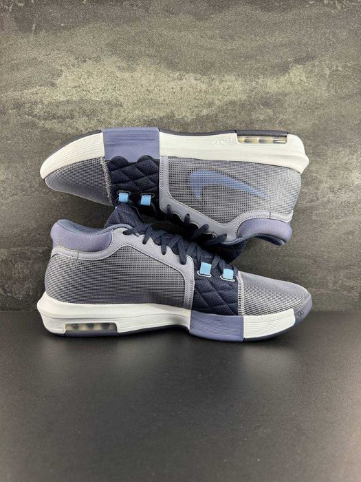 Кросівки чоловічі Nike Lebron Witness Viii Blue (FB2239-400) (51,5)