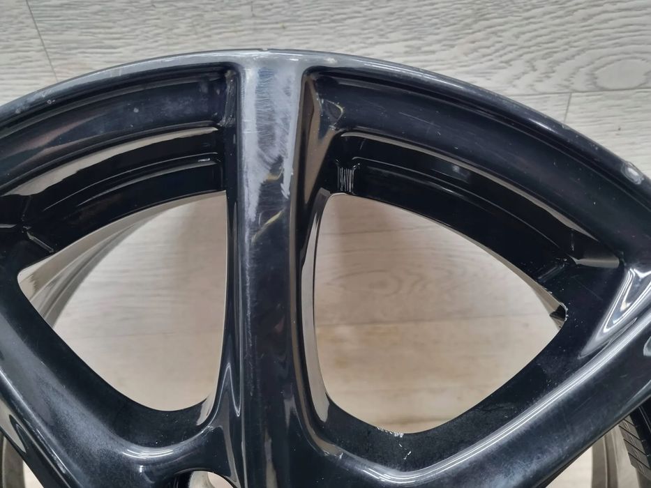 felga ford fiesta 6.0jx15h2 et45 4x108 h1bj1007j1a