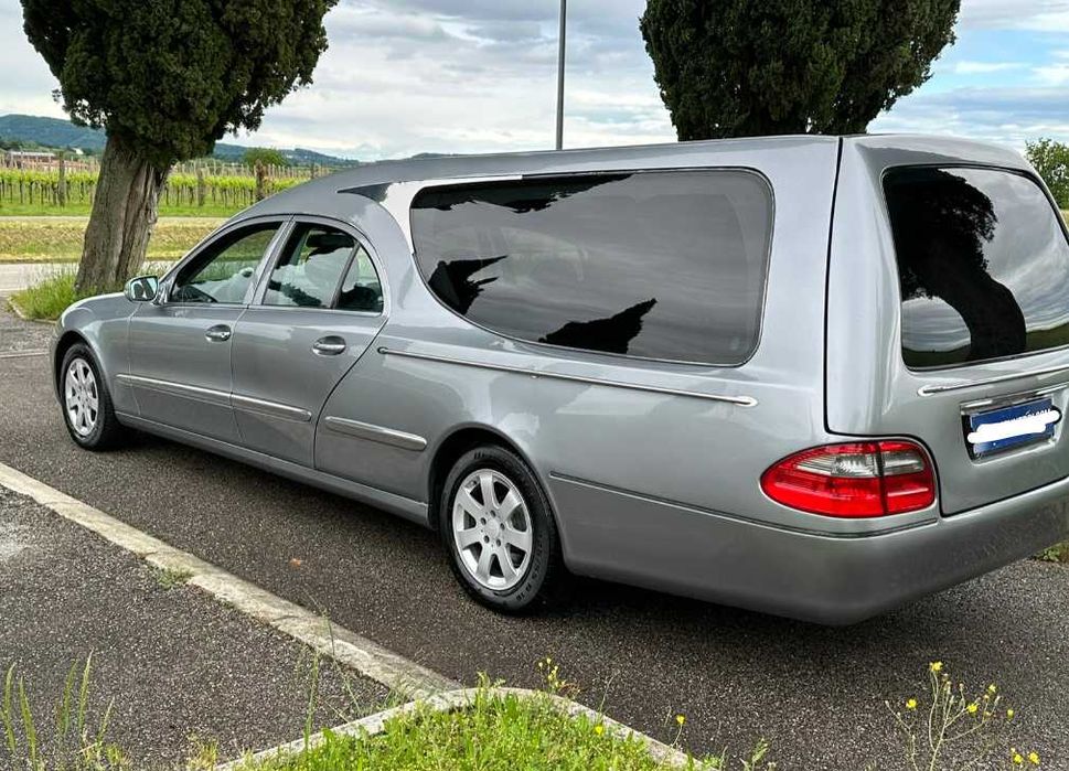 Катафалк Mercedes Benz W 211