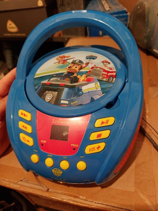 Radio Psi Patrol - uszkodzone, do naprawy na części.