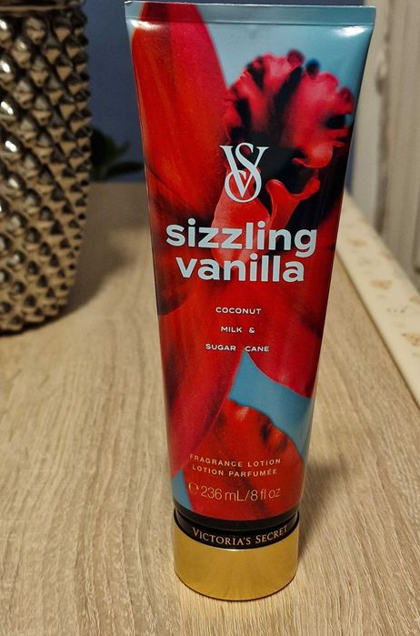 Perfumowany balsam do ciała Victoria's Secret