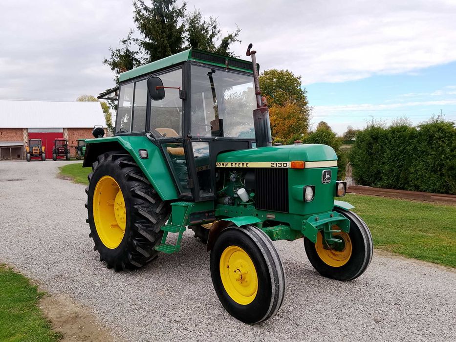 John Deere 2130,2250