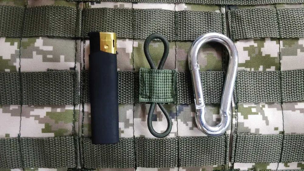 Фіксатор стропа на бронежилет плитоноска для закріплення речей в MOLLE