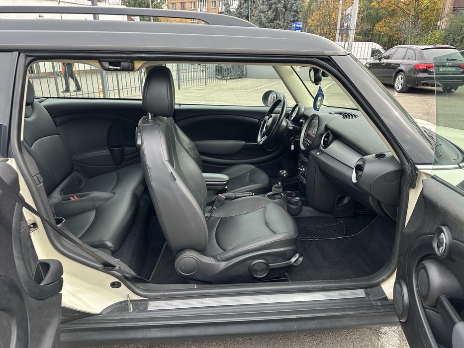 Продам Mini Cooper Clubman