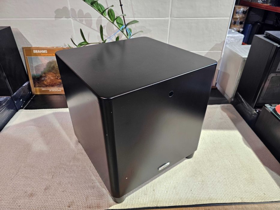 Сабвуфер Polk Audio DSW PRO 400 Вт/20.4 кг