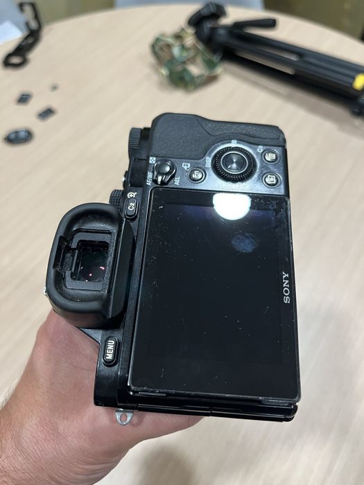 Sony alpha 7 + objetiva
