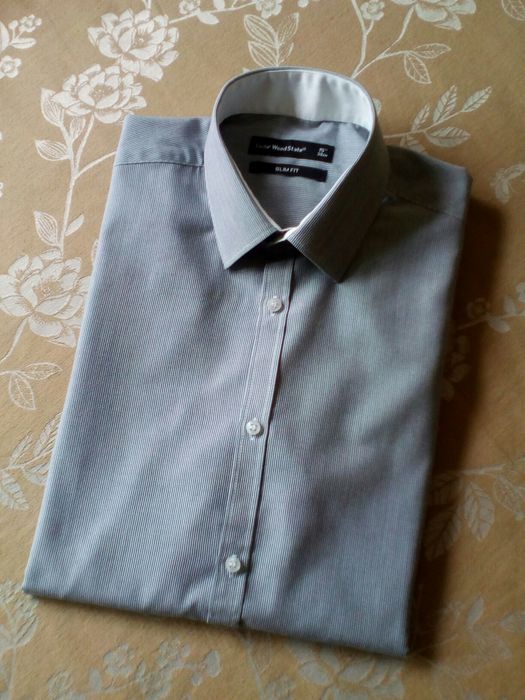 Рубашка школьная на мальчика 15-17 лет