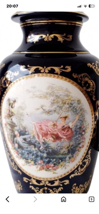Jarra em porcelana azul