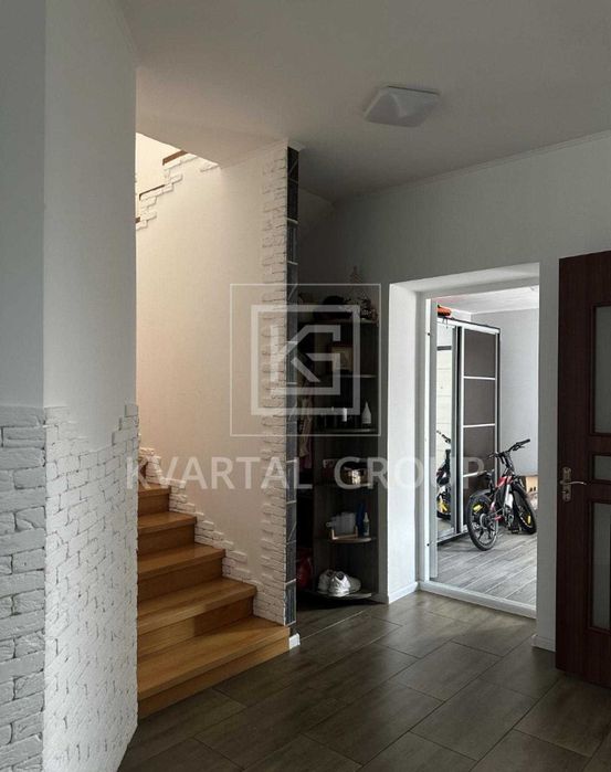 House in Svyatopetrivske, Buchanskyy rayon - More