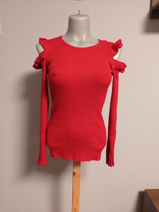 Sweter czerwony z wycięciami Orsay