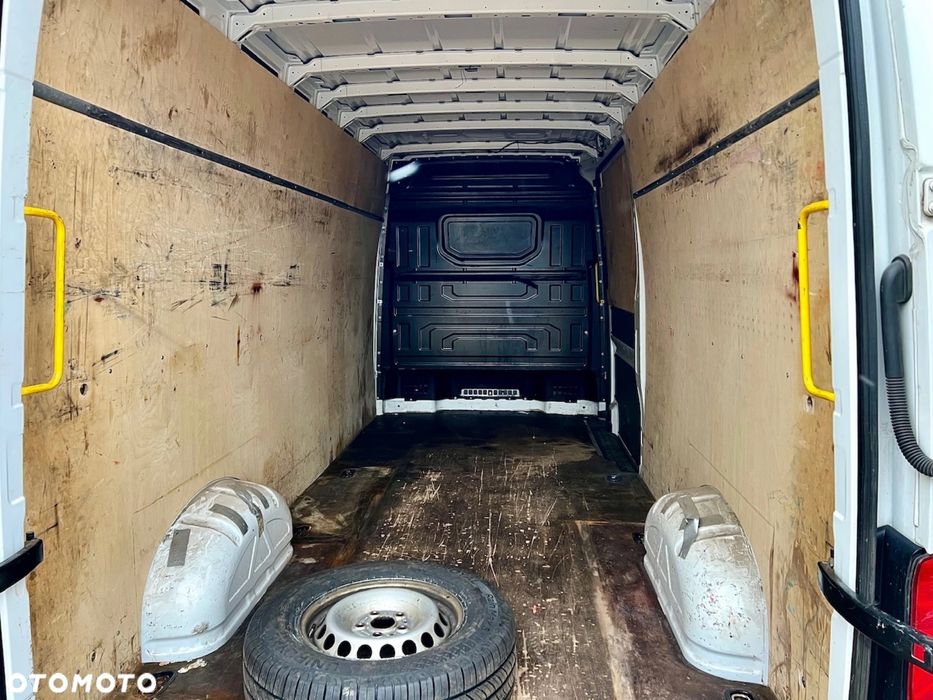 Wynajem Bus Volkswagen Crafter L3H2 2018 – 177KM  Żary